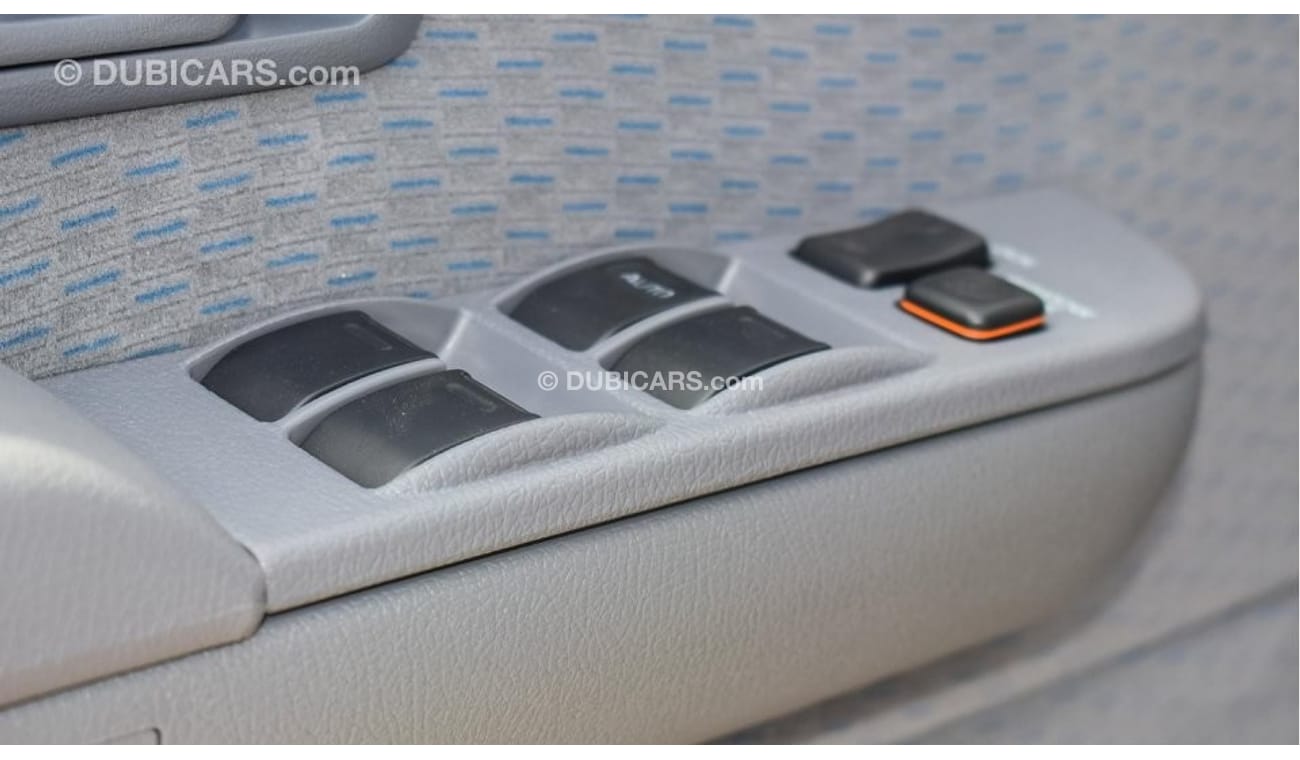 Toyota Land Cruiser Pick Up LX V6 4WD تويوتا لاندكروزر بيك اب