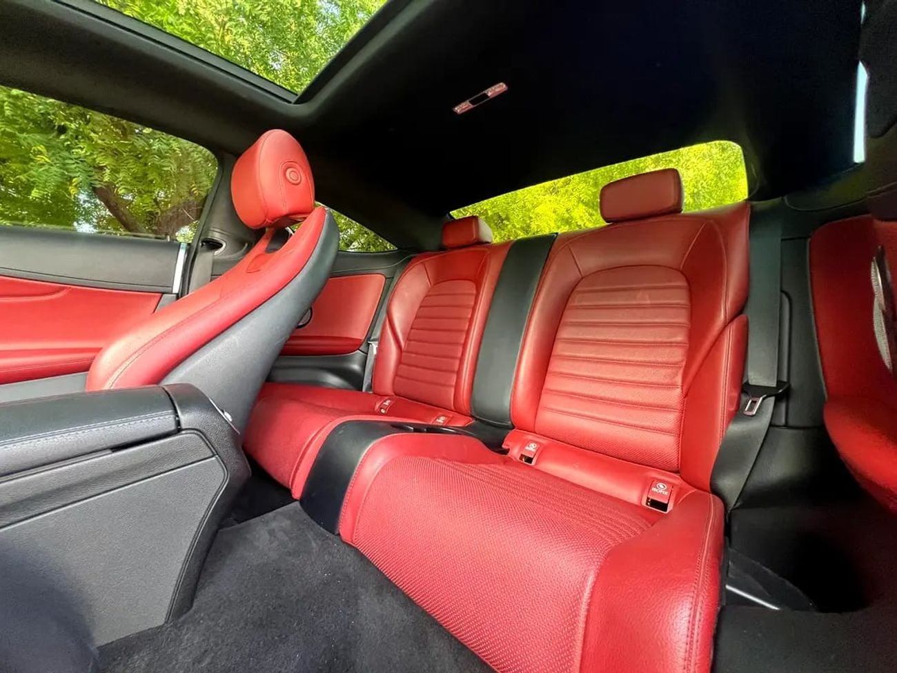 Mercedes Benz C300 C300 Coupe , GCC Specs
