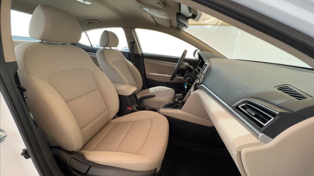 Hyundai Elantra 1600