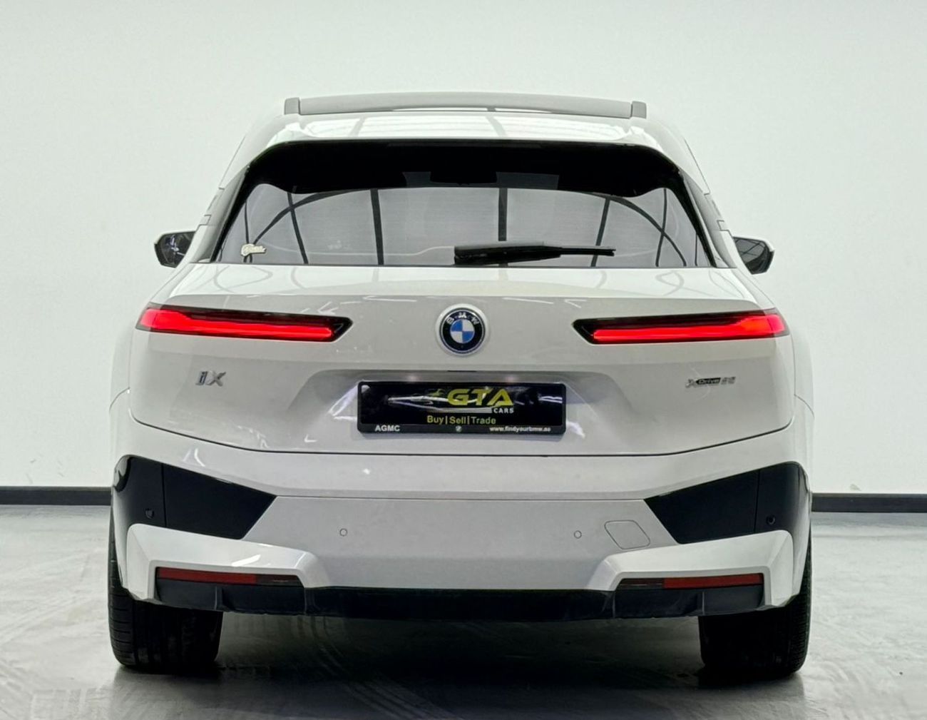 BMW iX 2024 BMW iX xDrive50, 2027 BMW Warranty, 2029 BMW Service Pack, Full BMW Service History,Low Km, GCC
