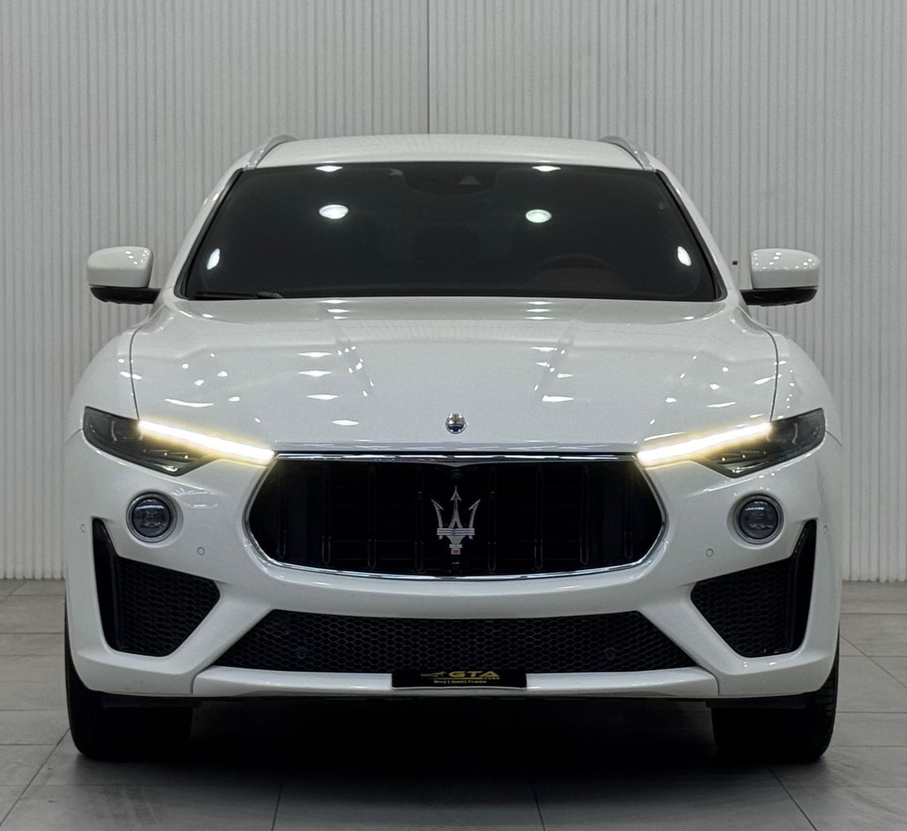 Maserati Levante GTS 3.8L 2020 Maserati Levante GTS V8, Jun 2026 SWISS Auto Warranty + Service Contract, Full Service