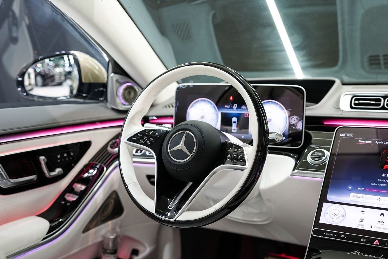 Mercedes Maybach S680 Maybach Two-Tone, BRAND NEW, Executive Rear Seat Pack Plus, EMC Warranty + Service!!