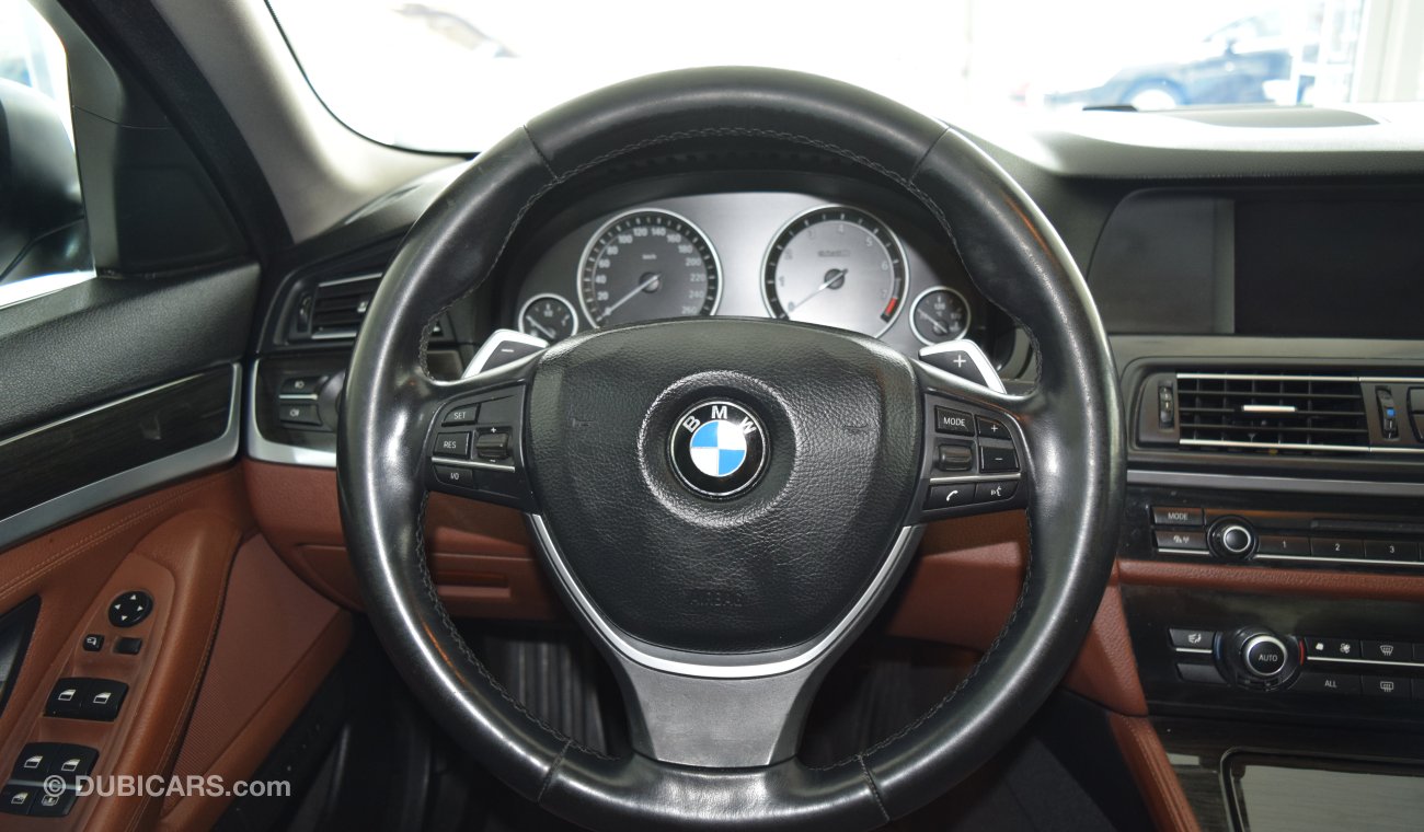 BMW 523i i