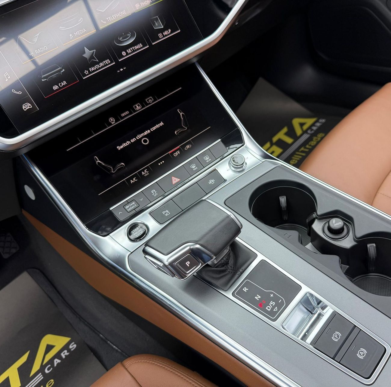 أودي A6 40 TFSI S-Line 2.0L 2022 Audi A6 S-Line 40 TFSI, 2026 Audi Warranty + Service Pack, Low Km, Excellen