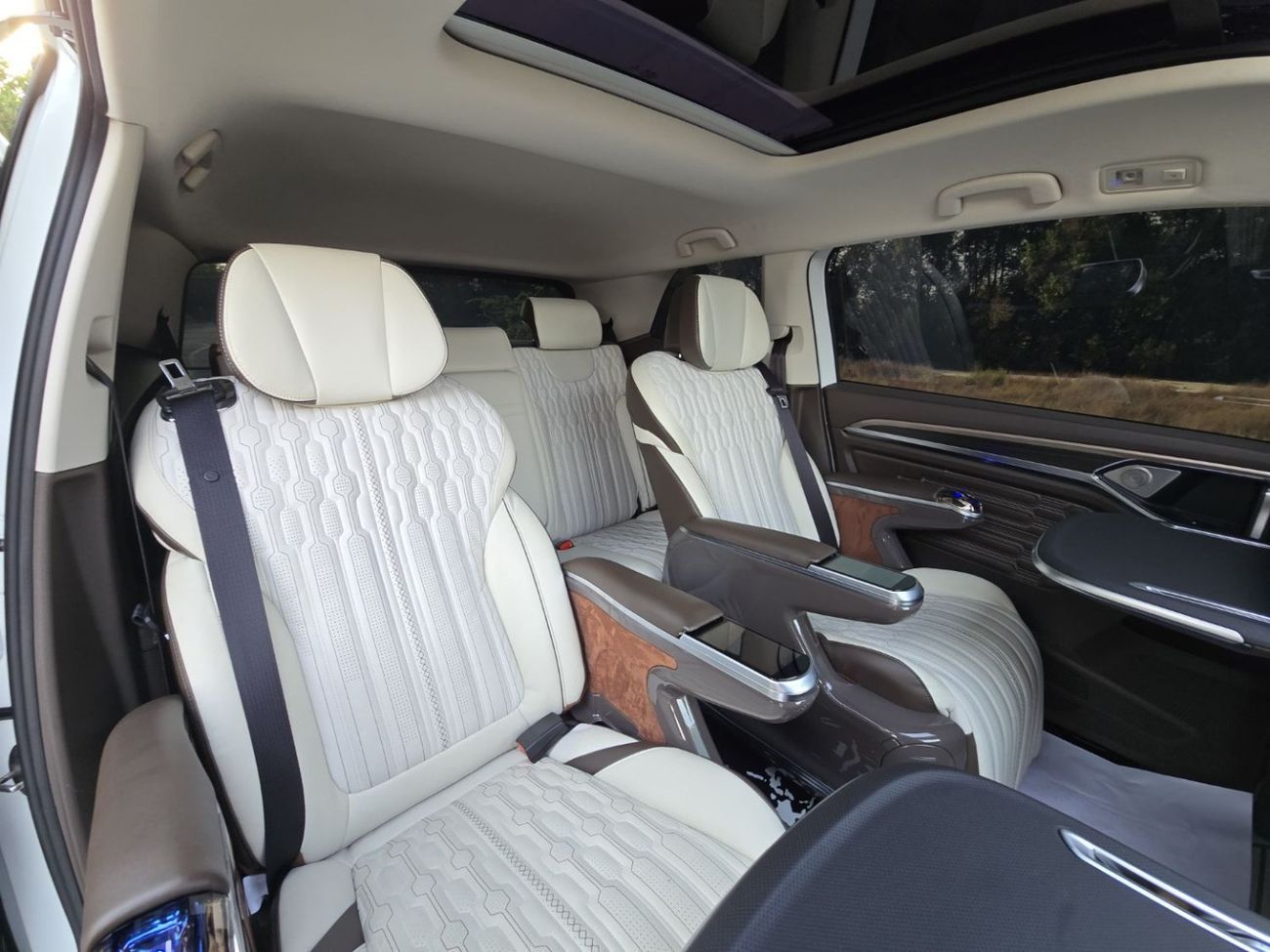 فولكس واجن فلورن VILORAN 2020 ORGINAL PAINT // ACCIDENT FREE // VIP SETAS // FULL OPITION