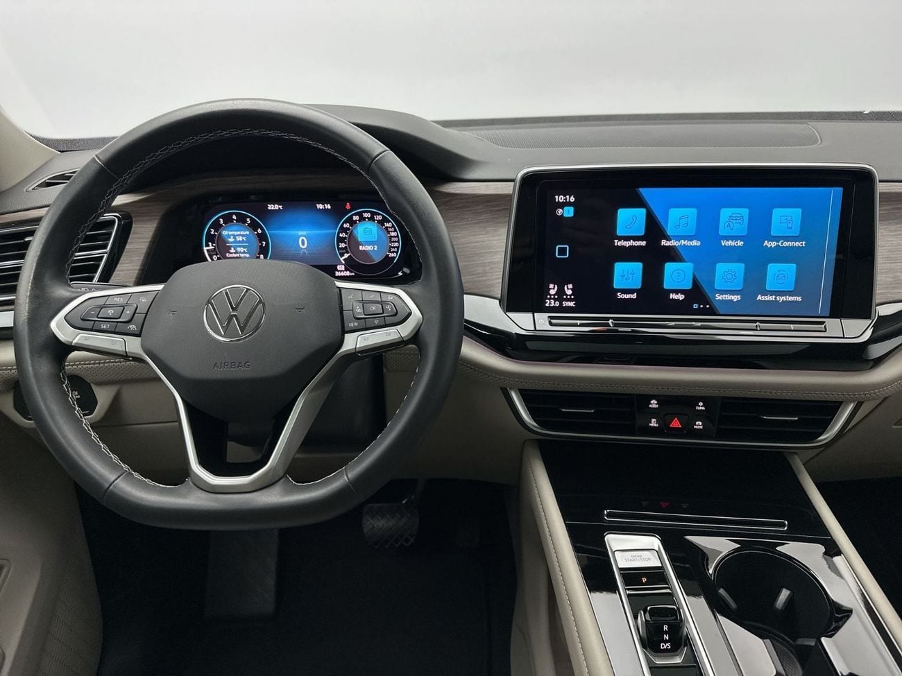 فولكس واجن تيرامونت Comfortline 3.6L (Ref#56514) / WAS 164,900 AED - NOW 148,900 AED