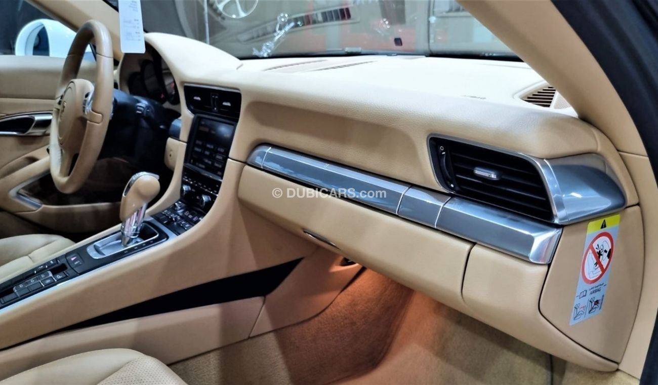 Porsche 911 CARRERA 2012 GCC IN PERFECT CONDITION LOW MILEAGE ONLY 64K KM FULL SERVICE HISTORY FROM PORSCHE