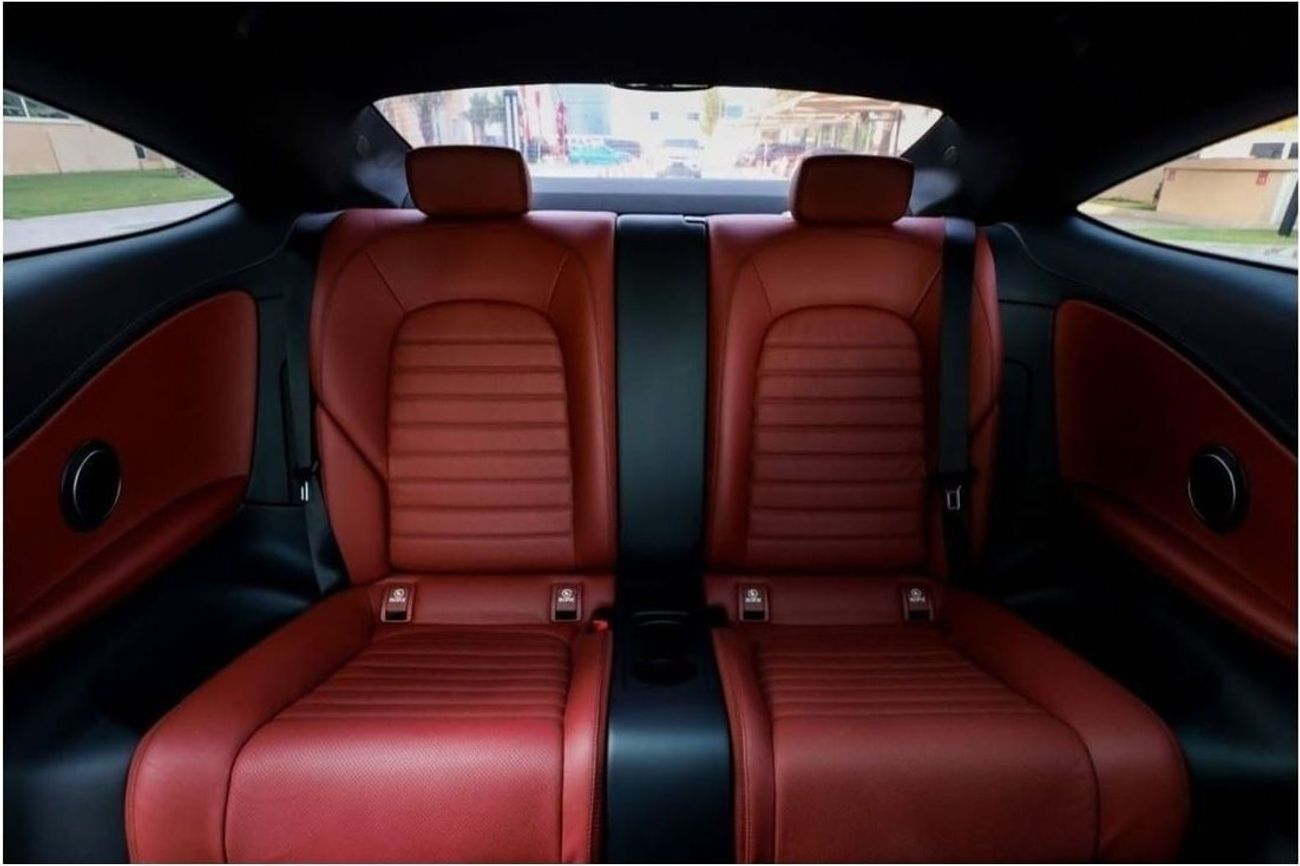 مرسيدس بنز C 200 كوبيه AMG