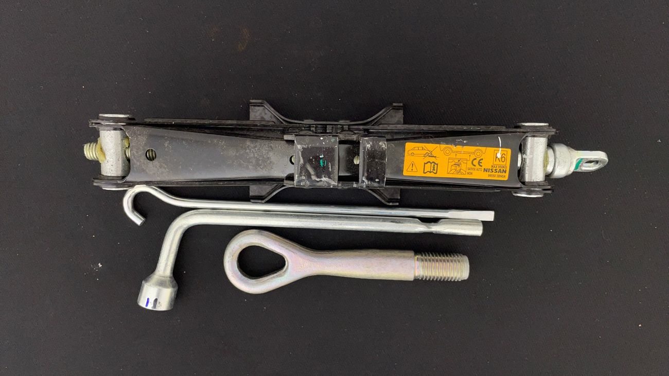 Nissan Sunny SV 1.5 | Zero Down Payment | Home Test Drive