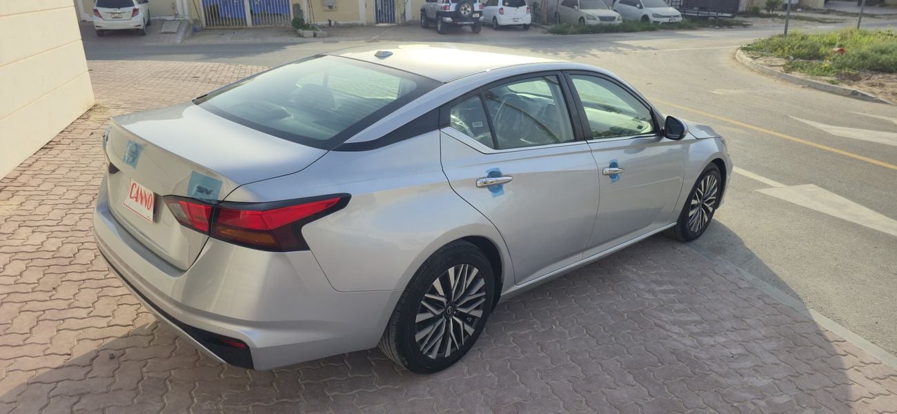 Nissan Altima SV