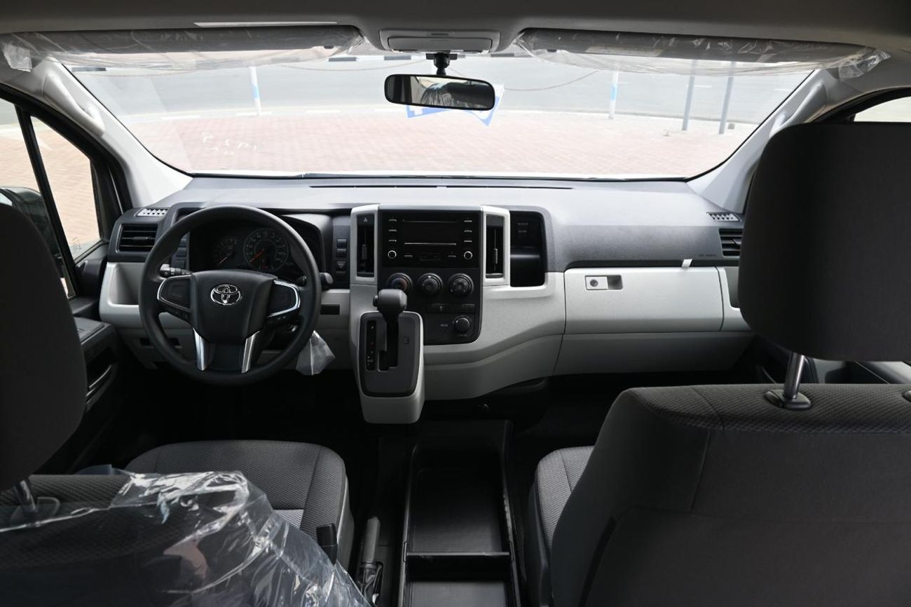 Toyota Hiace GL -High Roof Commuter 3.5L A/T