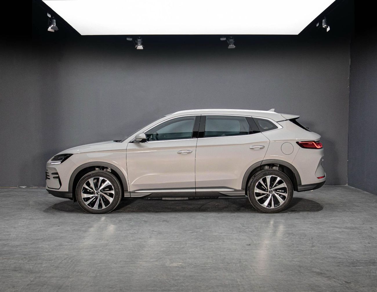 BYD Song L 1,650x60 • 20% DP • 2025 BYD Song Plus DM-I 1.5L 197 BHP • BYD Warranty + Service Contract • GCC