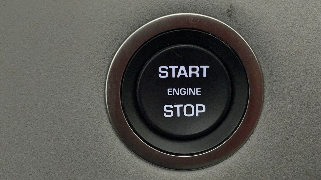 لاند روفر رانج روفر إيفوك P200 SE DYNAMIC 2 | بدون دفعة مقدمة | اختبار القيادة في المنزل