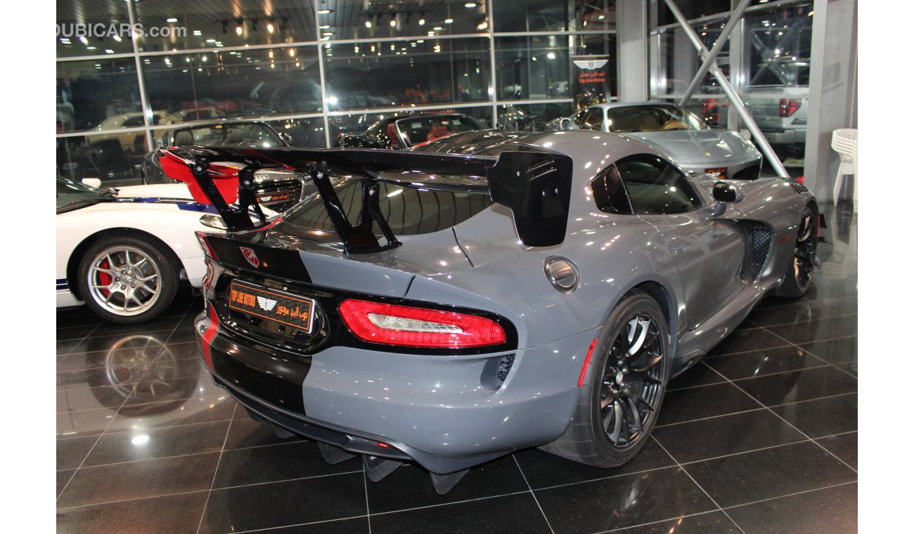 Dodge Viper ACR EXTREME AERO TRACK PACK