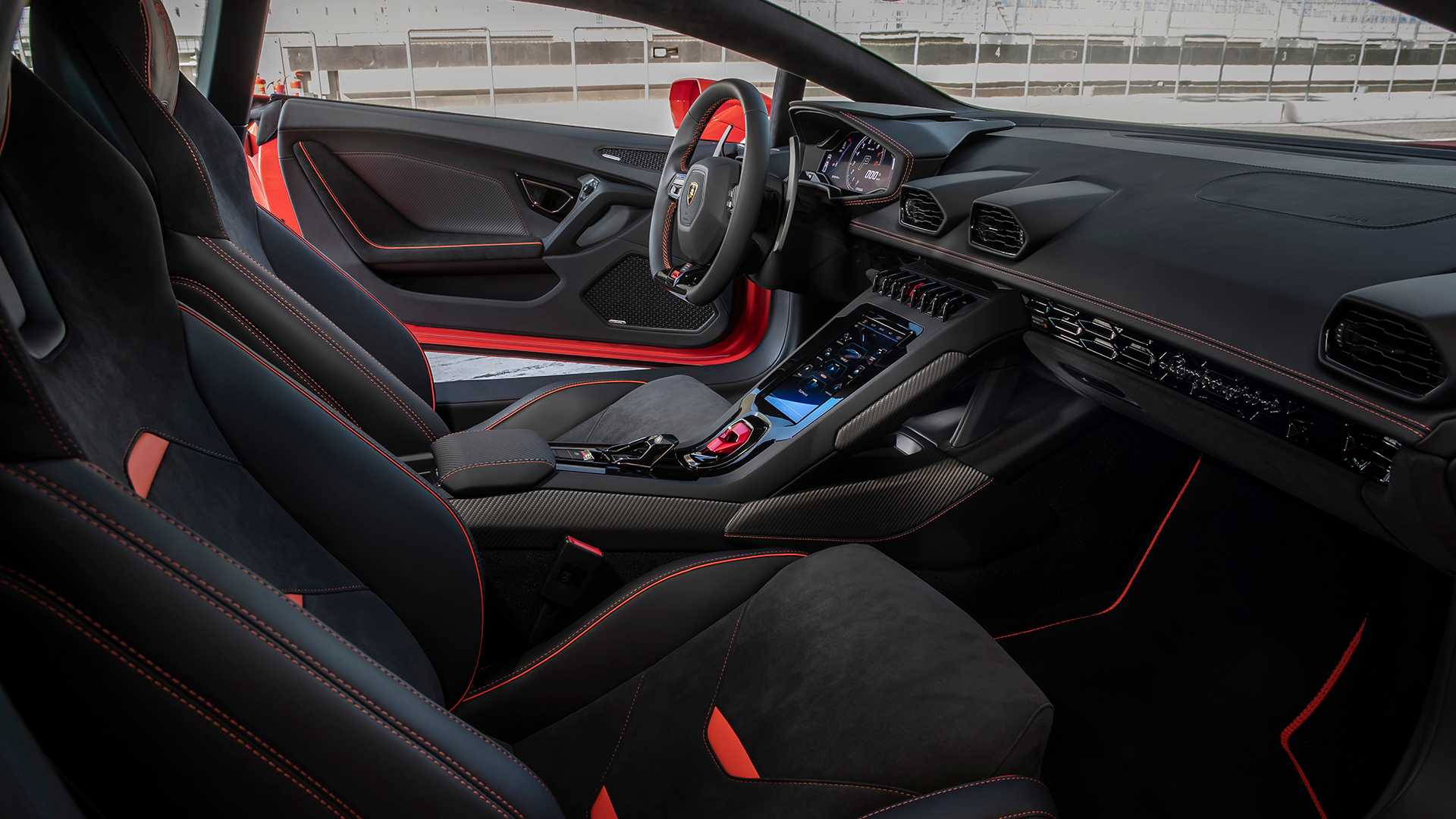 Lamborghini Huracan interior - Cockpit