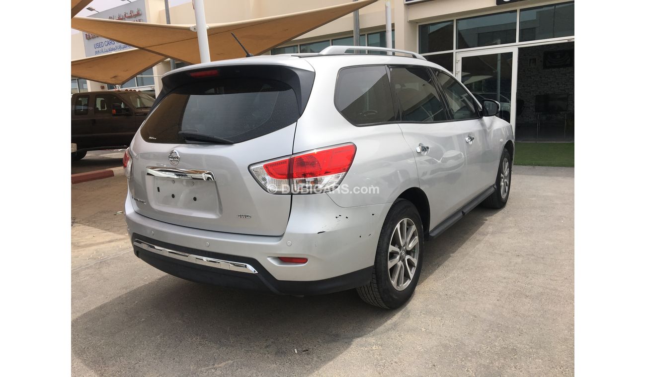 نيسان باثفايندر نحن نقدم : * خدمات تمويل السيارات على البنوك * ضمان ممدد * خدمات التسجيل / التصدير