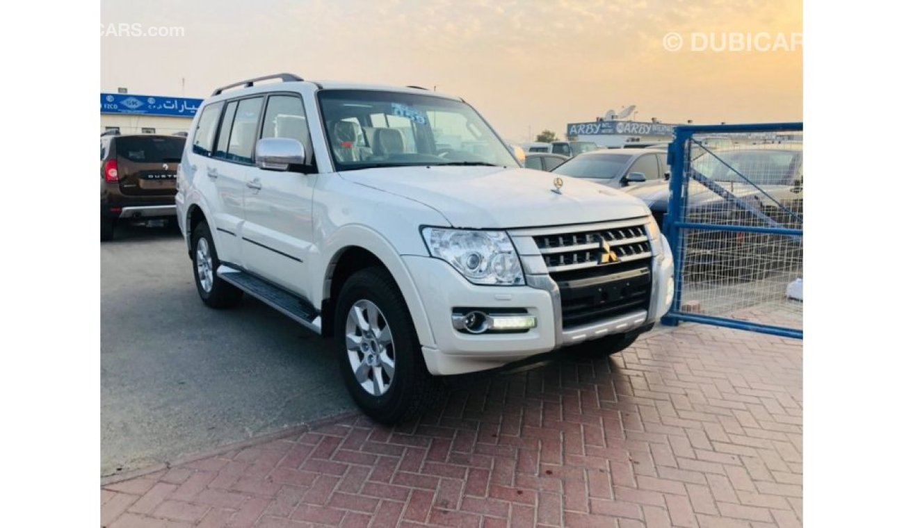 Mitsubishi Pajero FULL OPTION 3.0L - EXCLUSIVE PRICE - SUNROOF