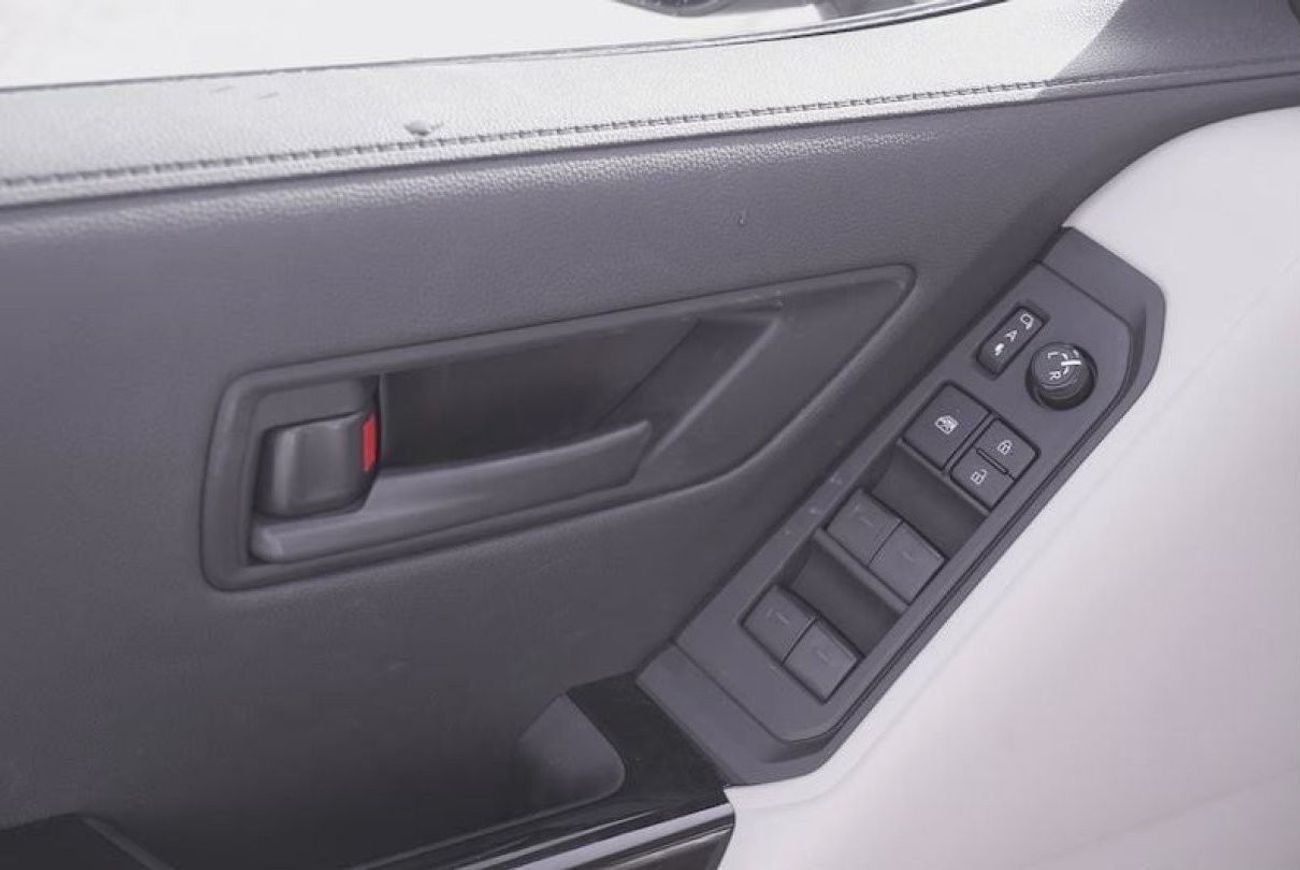 Toyota Land Cruiser GXR 3.5L