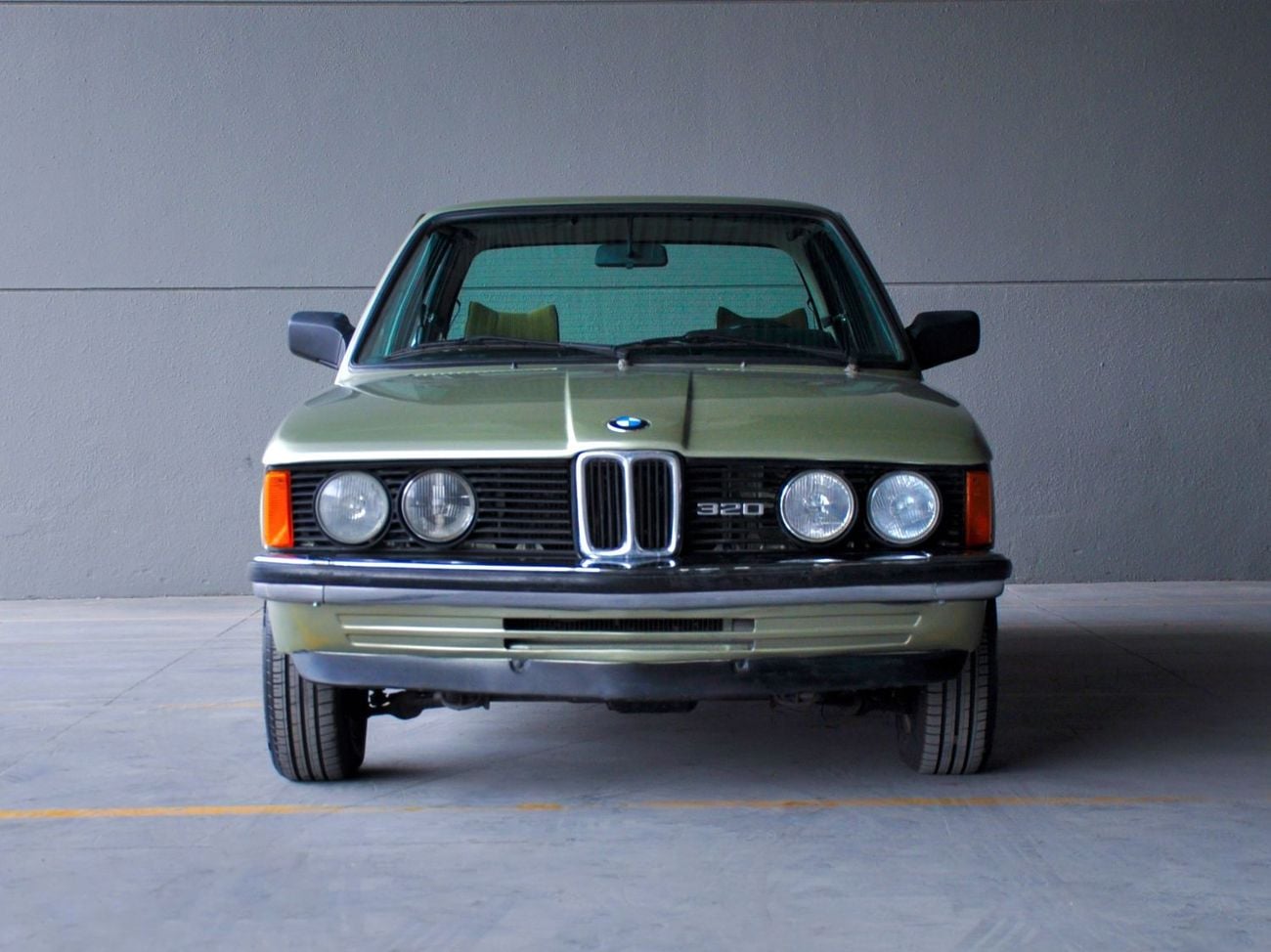 BMW 320i E21 Carburetor