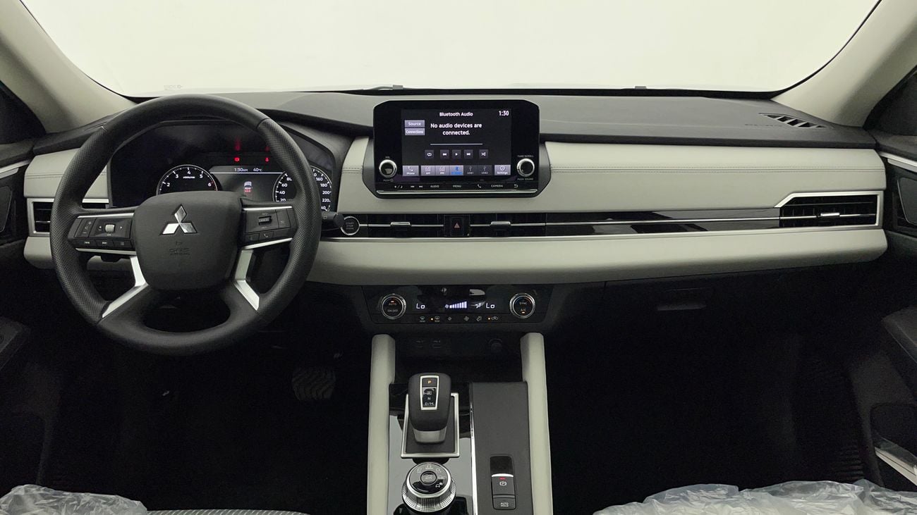 Mitsubishi Outlander MIDLINE WITH SUNROOF 2.5 | Zero Down Payment | Home Test Drive