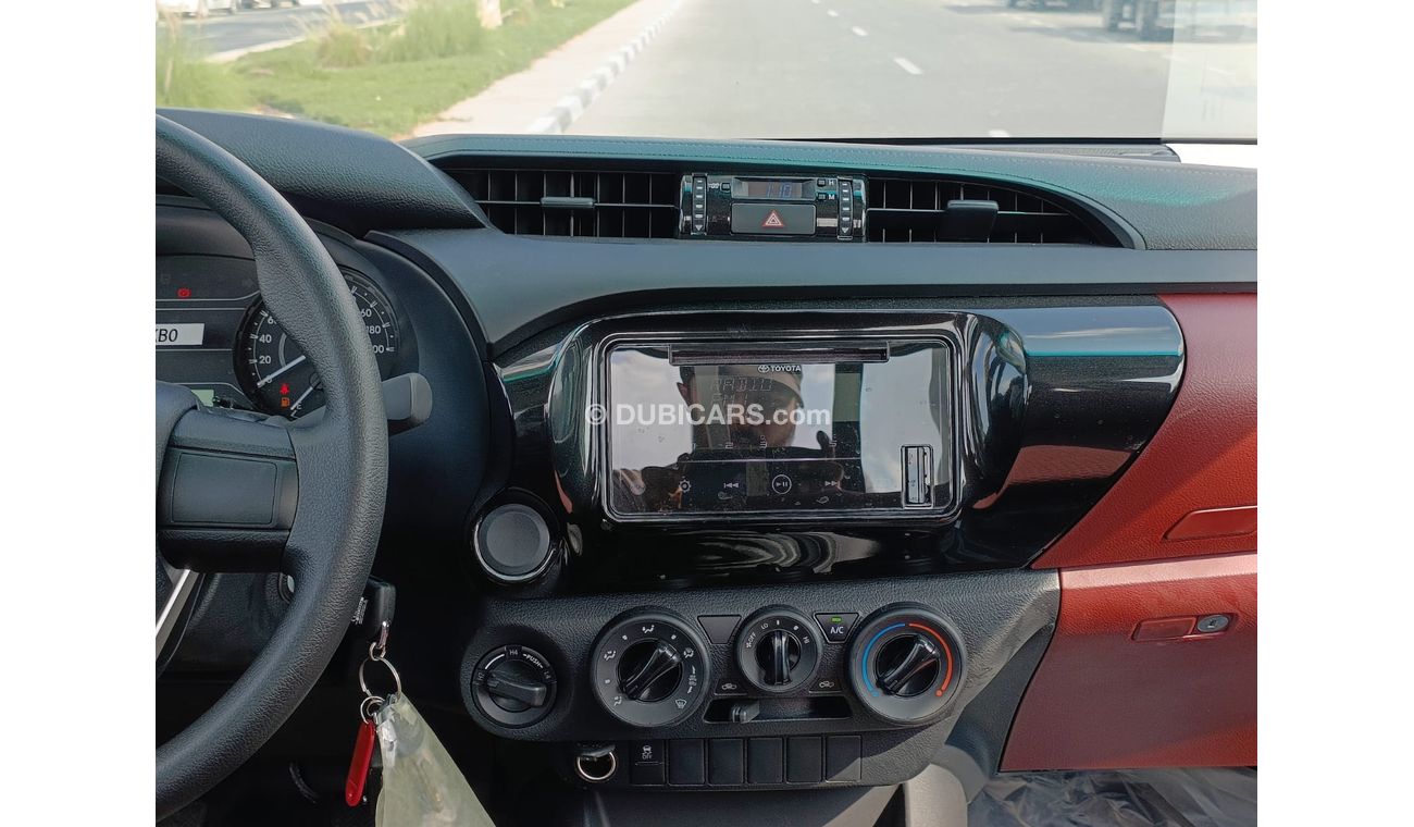 Toyota Hilux 2.7L 4CY PETROL,M/T / SINGLE CABIN / POWER WINDOW / 4WD / CODE # B154397