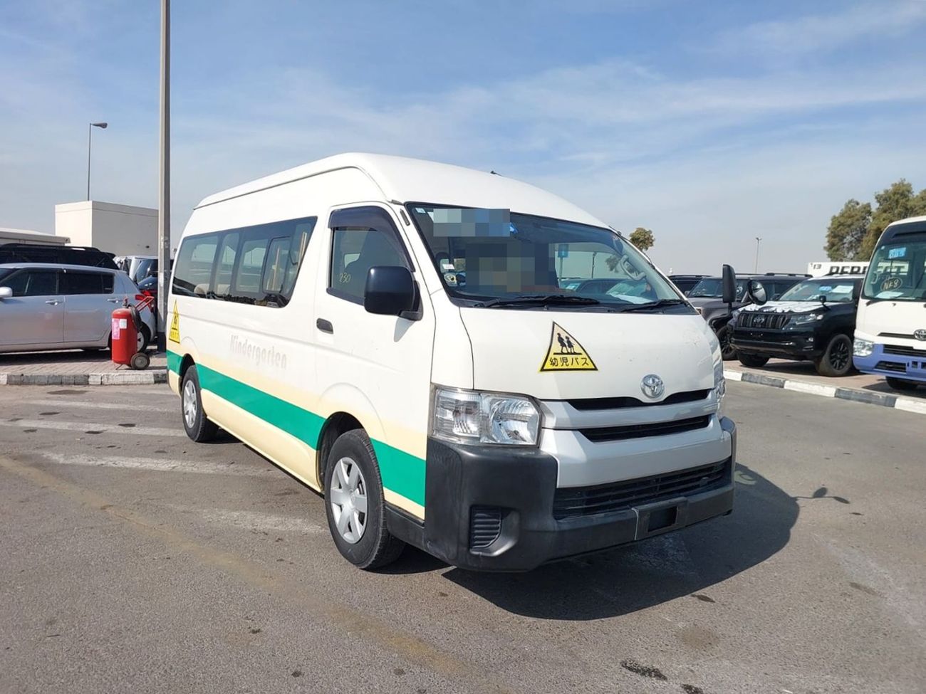 تويوتا هاياس TOYOTA HIACE VAN RHD 2015 MODEL 2.7L PETROL AUTOMATIC(PM55169)