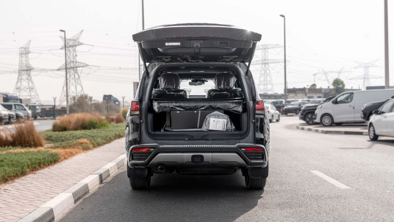Lexus LX 700h 2026 Lexus LX700h VIP 3.5L AT Hybrid (Black-Black)