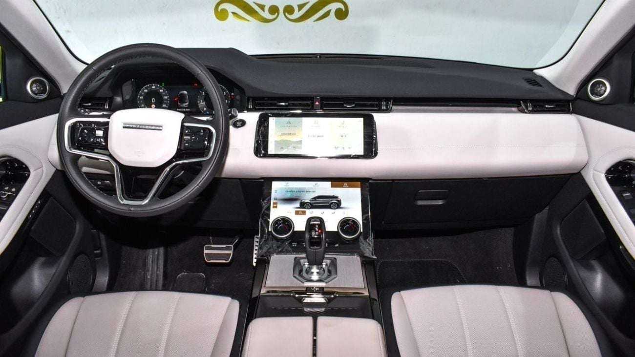 Land Rover Range Rover Evoque SE P250 R DYNAMIC 2023. FIVE YEARS WARRANTY!! THREE YEARS SERVICE CONTRACT