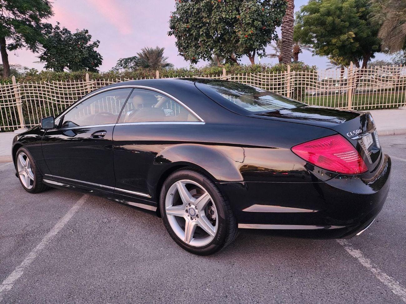 Mercedes-Benz CL 500 Mercedes-Benz CL500 Year Model: 2014 GCC Specifications  Low Kilometer Driven   Well maintained and