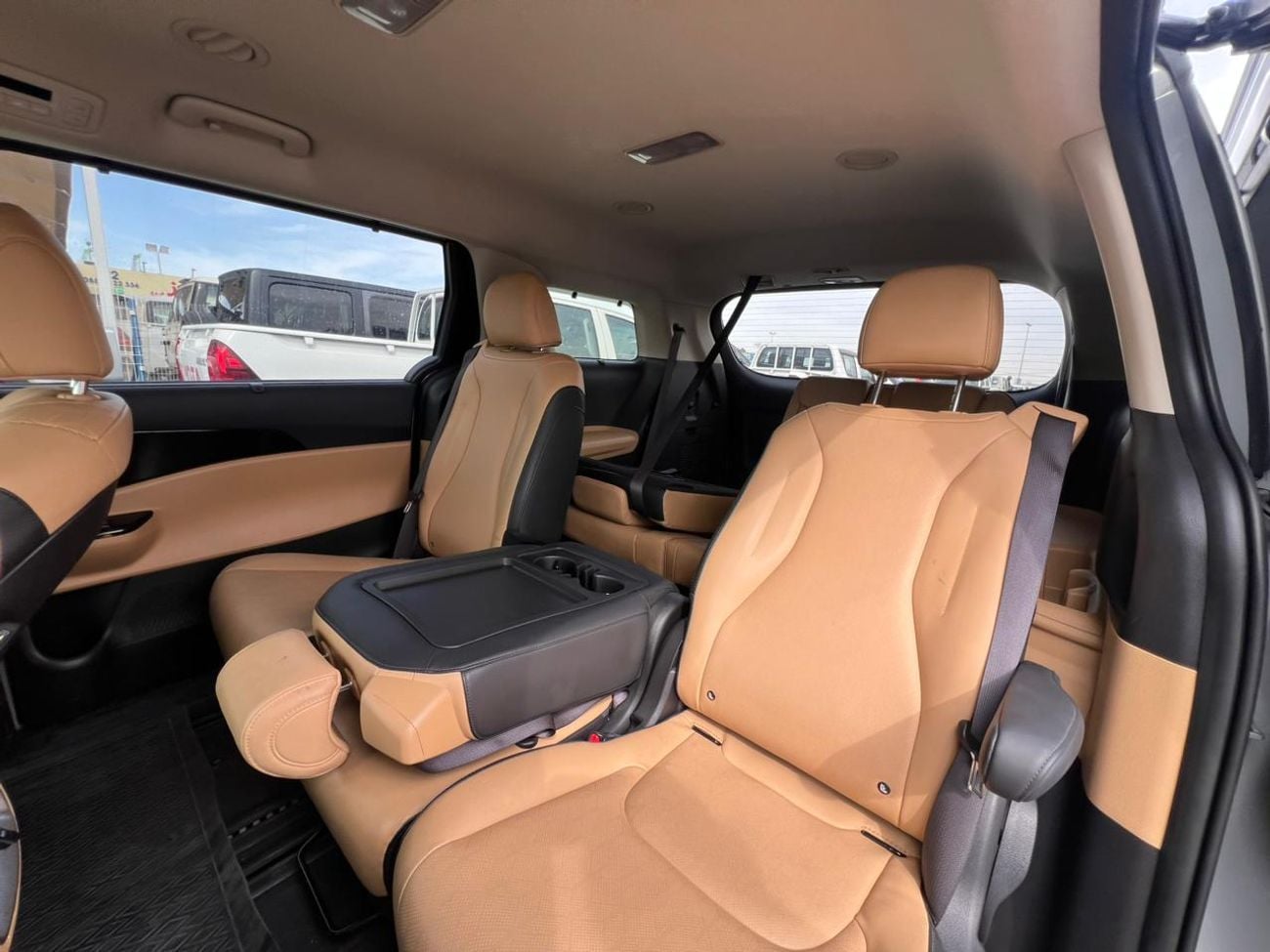 كيا كارنيفال EX KIA CARNIVAL