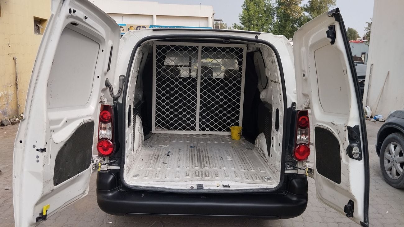 Peugeot Partner long body