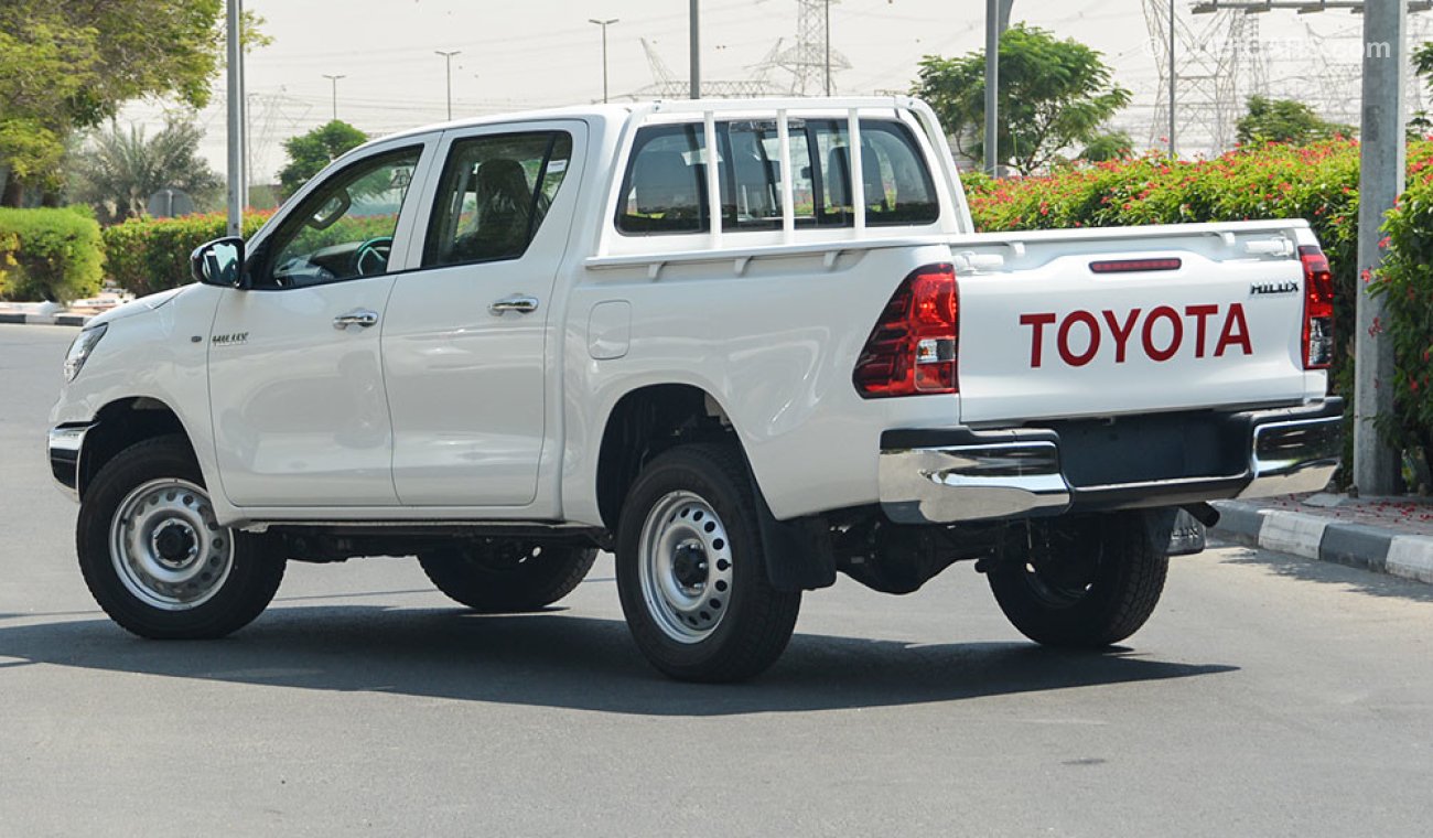 Toyota Hilux 2.4 SR5, 4 WD, Double cabin, MT