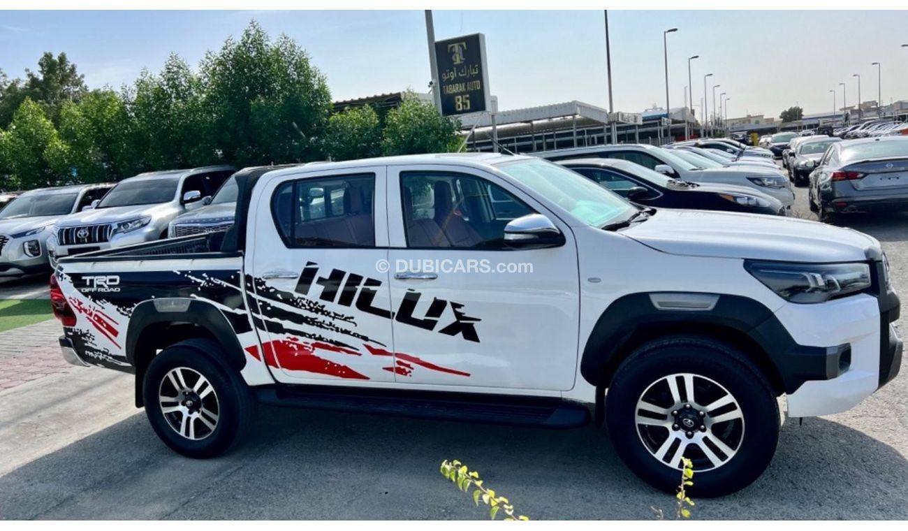 Toyota Hilux DC TRD