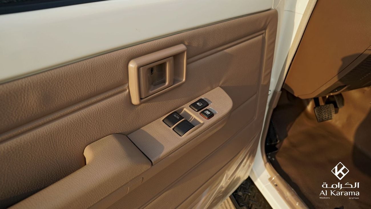 Toyota Land Cruiser 70 4.0L V6 - 4x4 Hard Top with Automatic Transmission - GCC Specs - Dual Tank - Fog Light