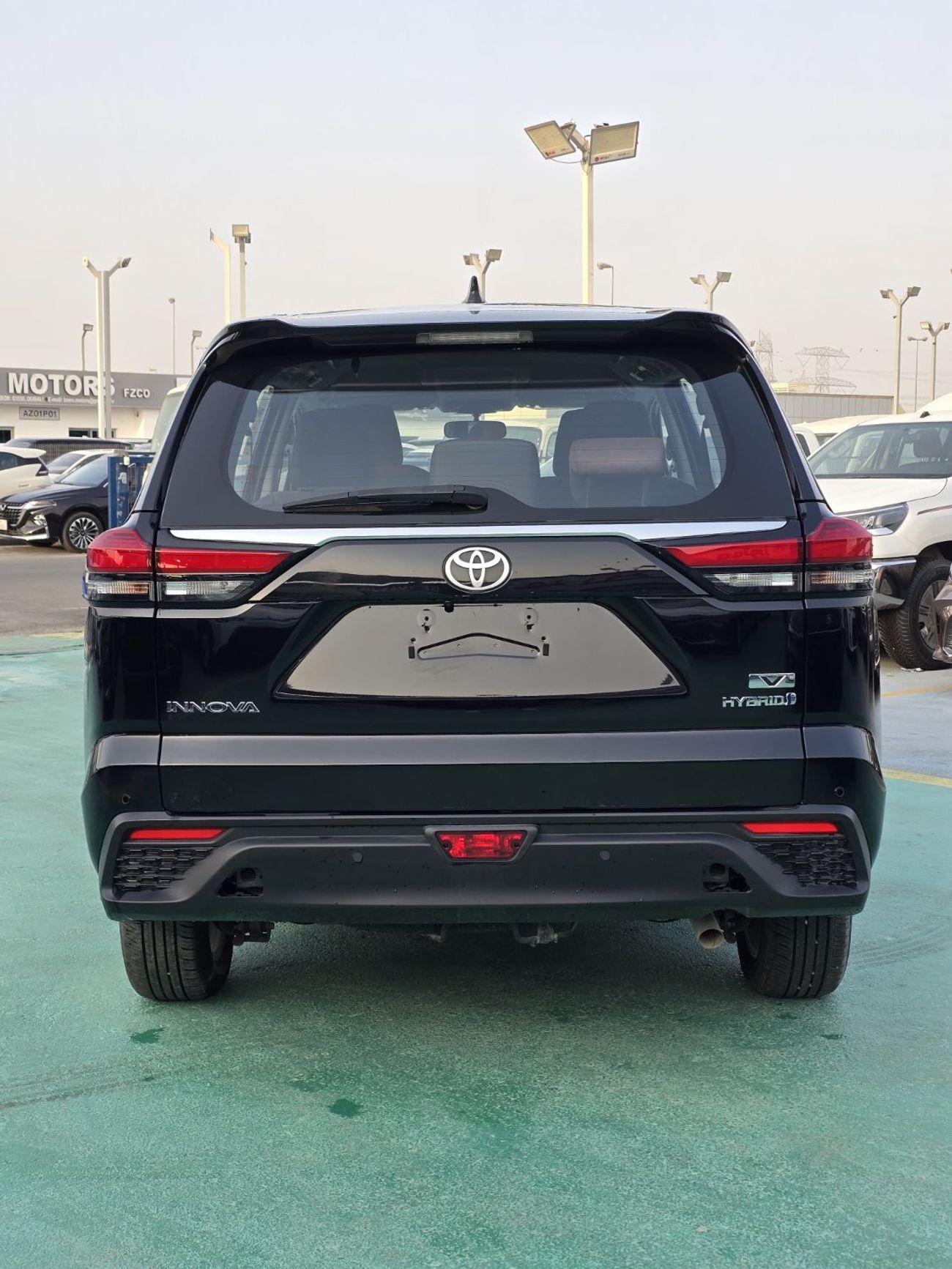 Toyota Innova 2.0L HyCross 7S Hybrid