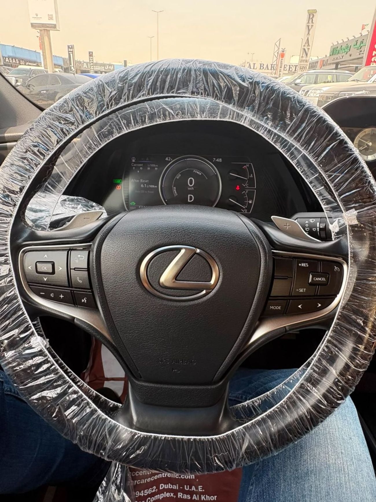 لكزس ES300h HYBRID PLUS LEXUS ES 300 Hybrid 2.5L Premier Option 2023 Model