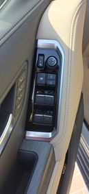 تويوتا لاند كروزر TOYOTA LAND CRUISER VXR 3.5L HYBRID COLOR WHITE MODEL 2025