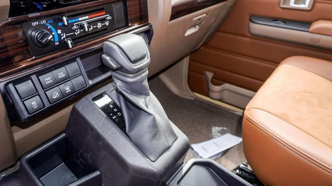 تويوتا لاند كروزر 70 HT S- DLX LX Toyota Land Cruiser Hard Top 2.8 Saudi Specifications Full Option