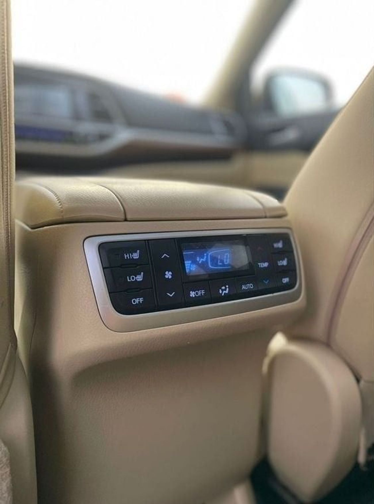 تويوتا هايلاندر 2017 Toyota Highlander Hybrid Fuel Limited Edition Full Option Panoramic View - 360* 5 CAM - 4x4 AWD