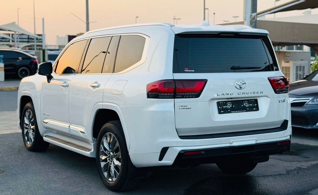 تويوتا لاند كروزر VXR
