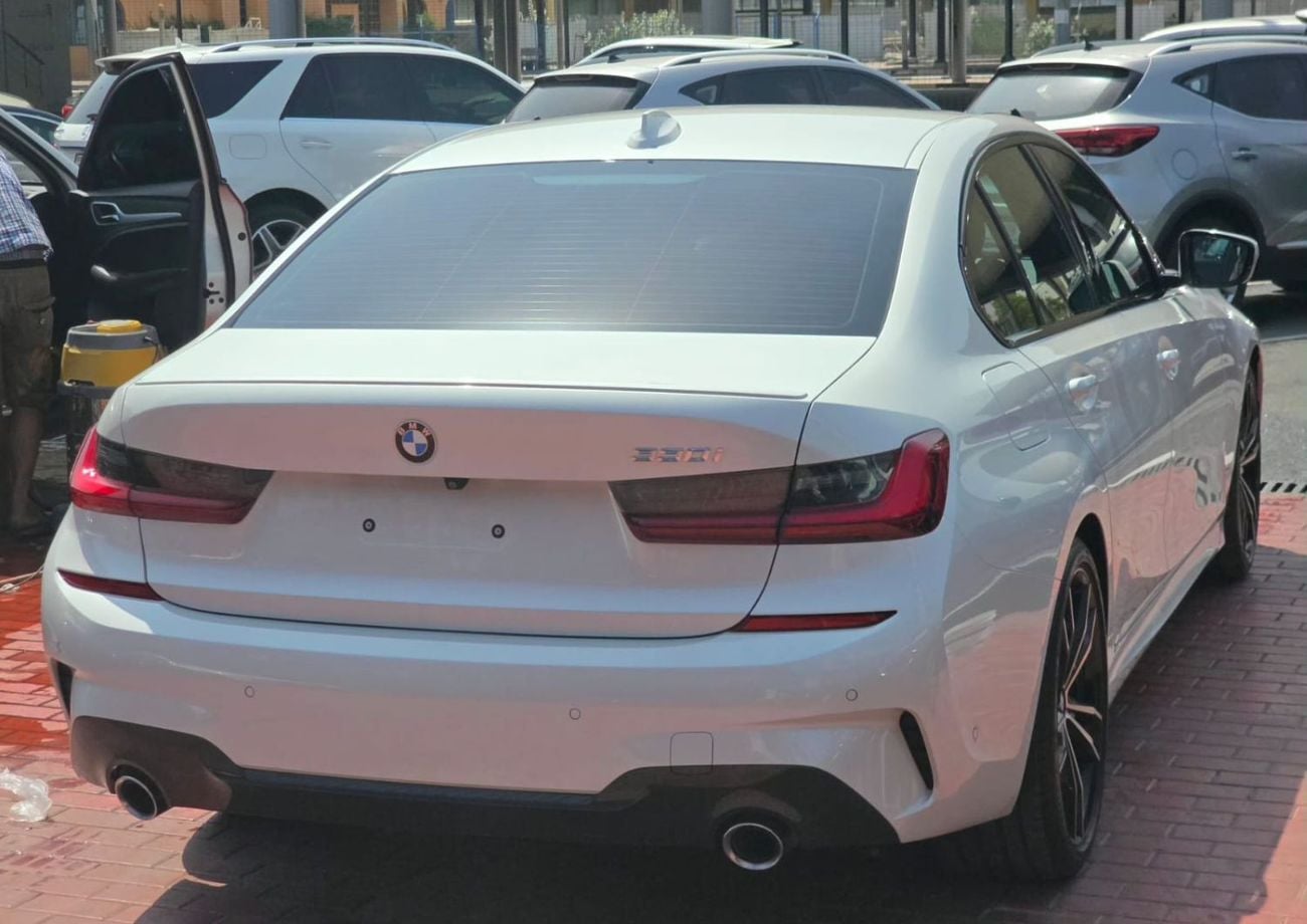 BMW 330i M Sport 2.0L (258 HP) M Sport Warranty & service 2022 GCC