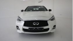 Infiniti Q30 Model 2017 | V4  |154 hp | 2.0L| 19' alloy whells | (A059835)