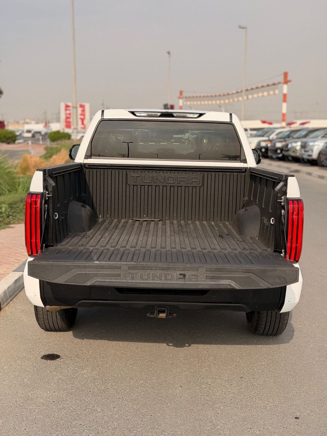 تويوتا تاندرا SR5 Premium 2024 model