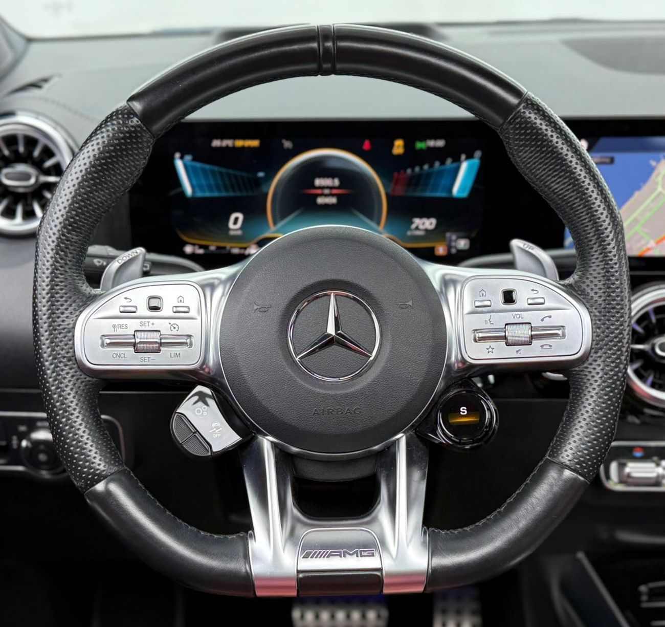 مرسيدس بنز GLA 35 AMG 4MATIC 2022 Mercedes-AMG GLA35 ,Gargash Warranty + Service Contract ,Full Gargash Service History ,G