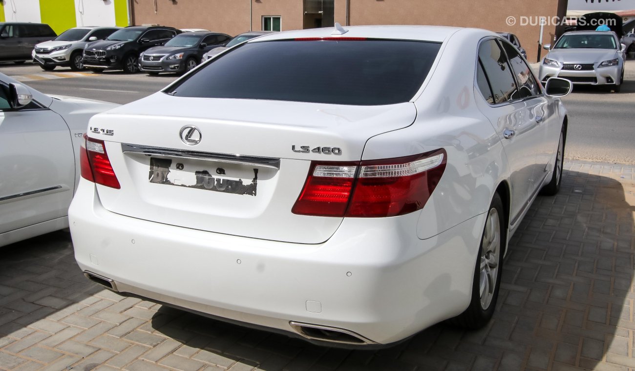 Lexus LS460 GCC