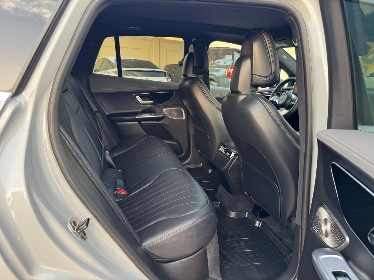 مرسيدس بنز EQE 350 SUV MERCEDES-BENZ EQE 350 SUV | 4 MATIC, FULL OPTION | FOR UAE +10% VAT & CUSTOMS