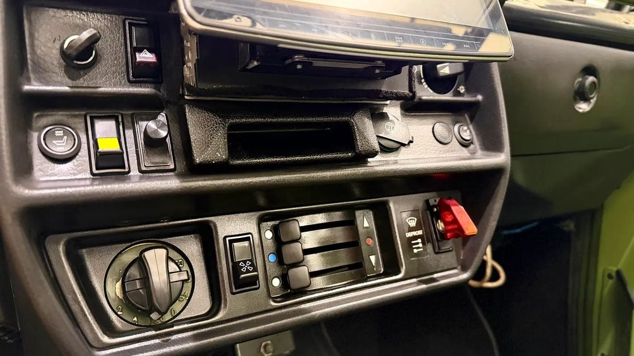 Mercedes Benz G300 European Specs