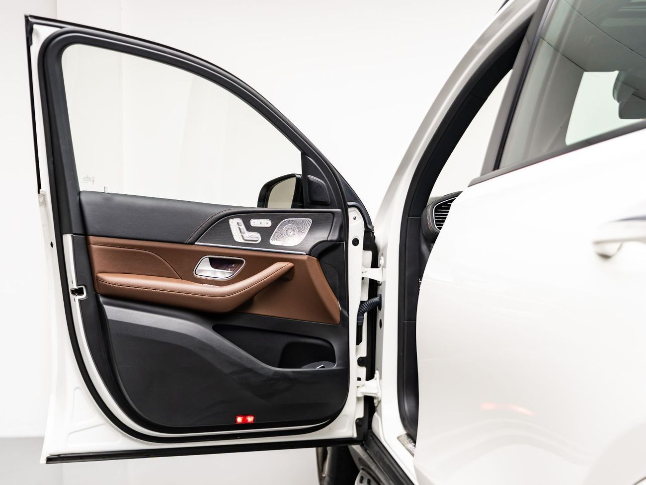 Mercedes-Benz GLE 450 Premium + 3.0L (389 HP) 2024 Mercedes GLE 450, 2029 Mercedes Warranty + Service Contract, Low KMs, G