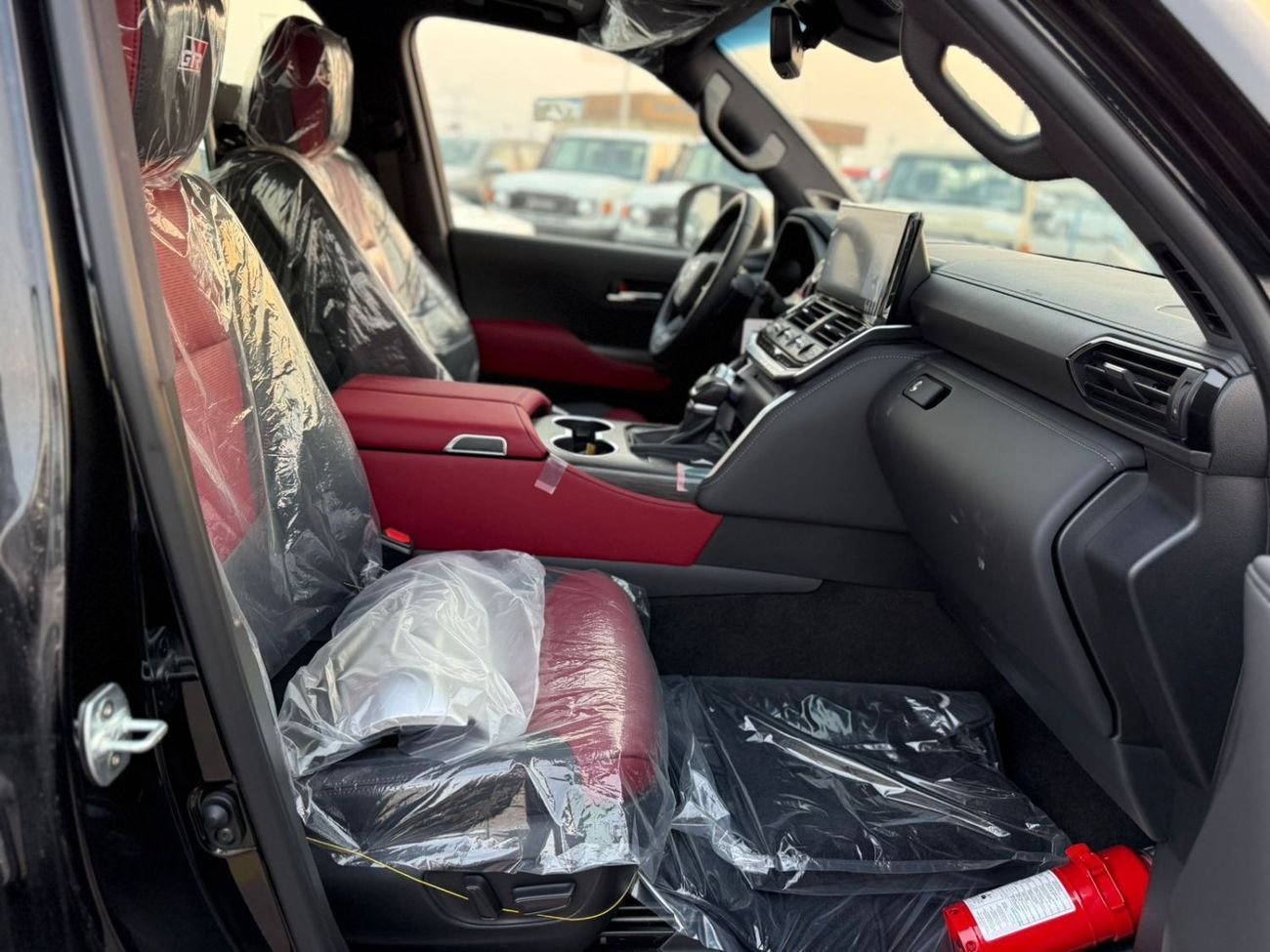 Toyota Land Cruiser GR sport 3.5 2025