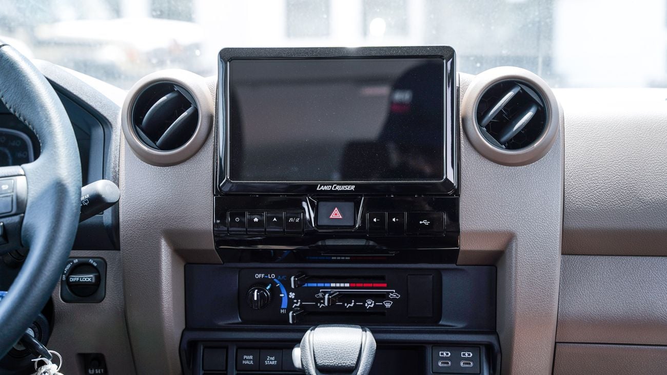 Toyota Land Cruiser 70